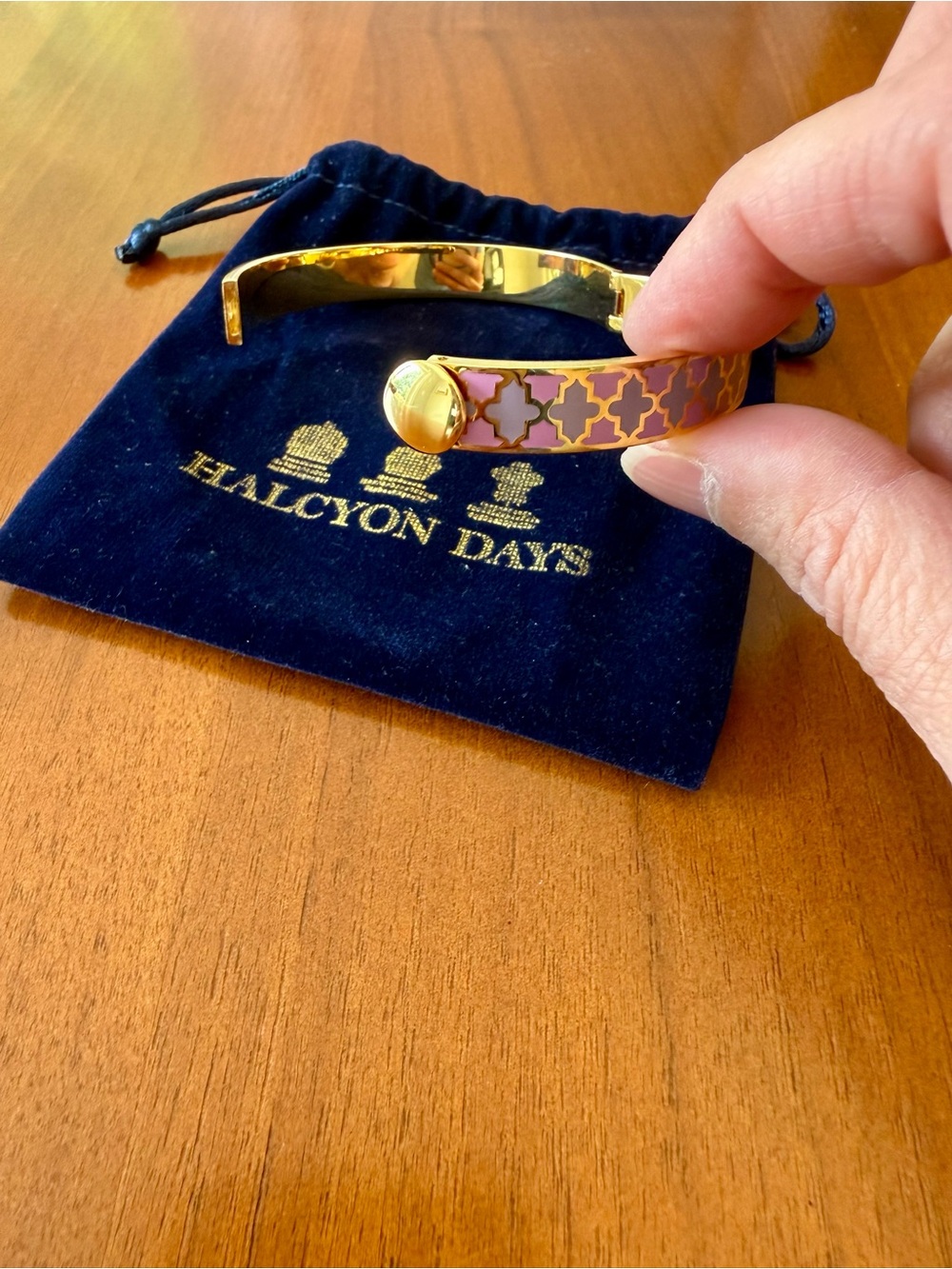 Halcyon Days Agama Hinged Enamel Bangle - Picture 3 of 5